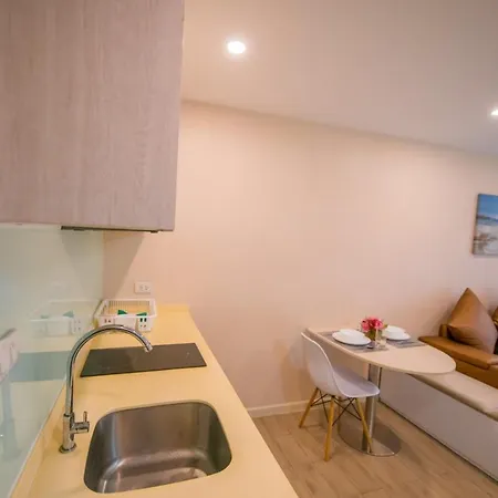 Seven Seas Pattaya Poolside Room ห้องติดสระ Jomtien Beach Exterior photo