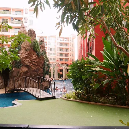 Seven Seas Pattaya Poolside Room ห้องติดสระ Jomtien Beach Exterior photo