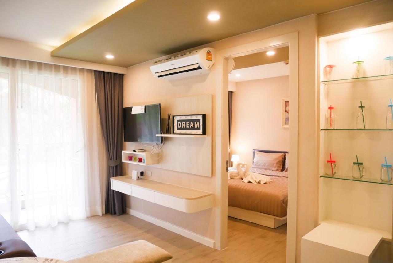 Seven Seas Pattaya Poolside ห้องติดสระ Apartment Jomtien Beach