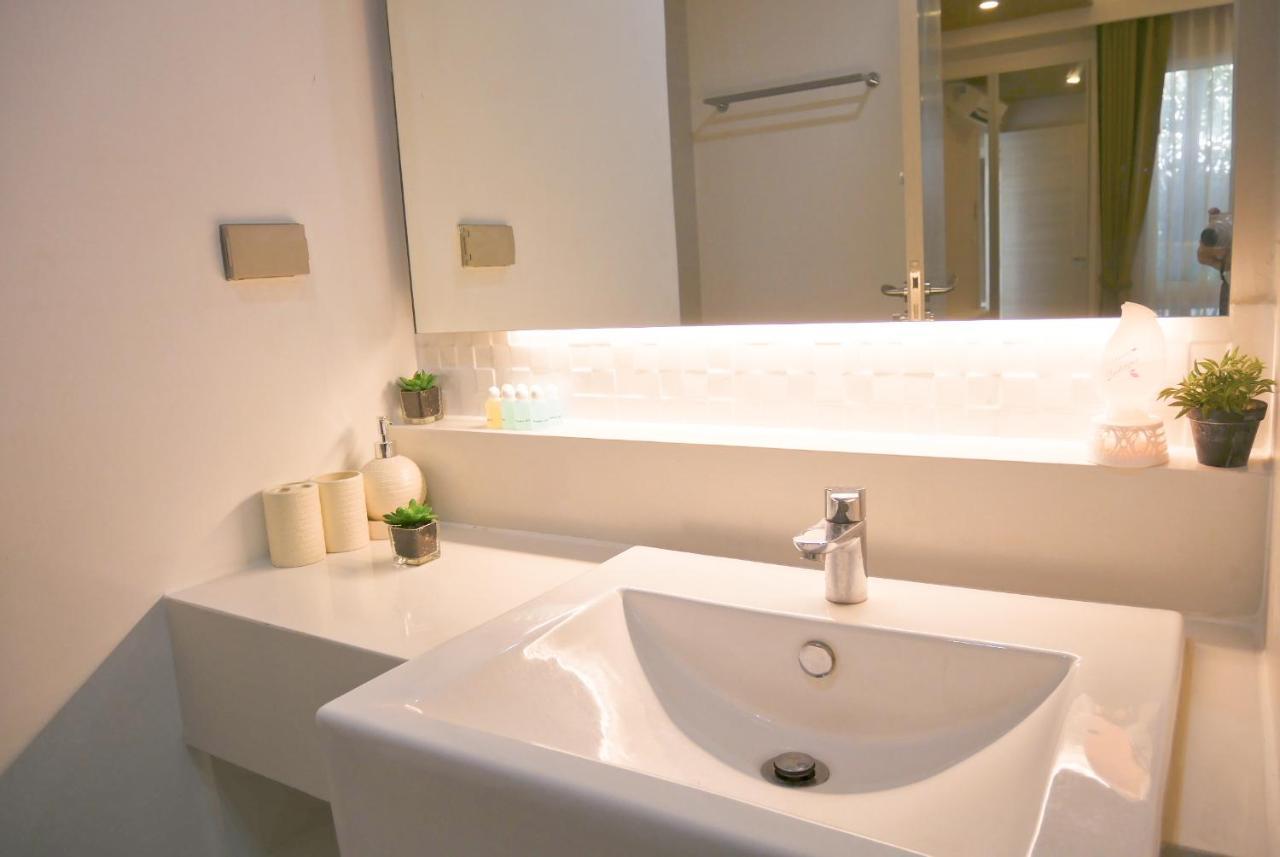Apartment Seven Seas Pattaya Poolside ห้องติดสระ Jomtien Beach