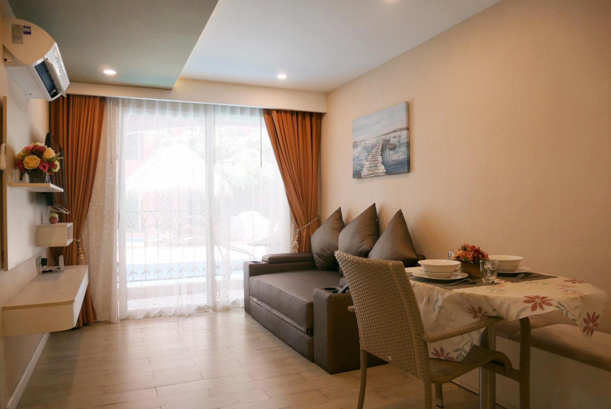Seven Seas Pattaya Poolside ห้องติดสระ * Jomtien Beach