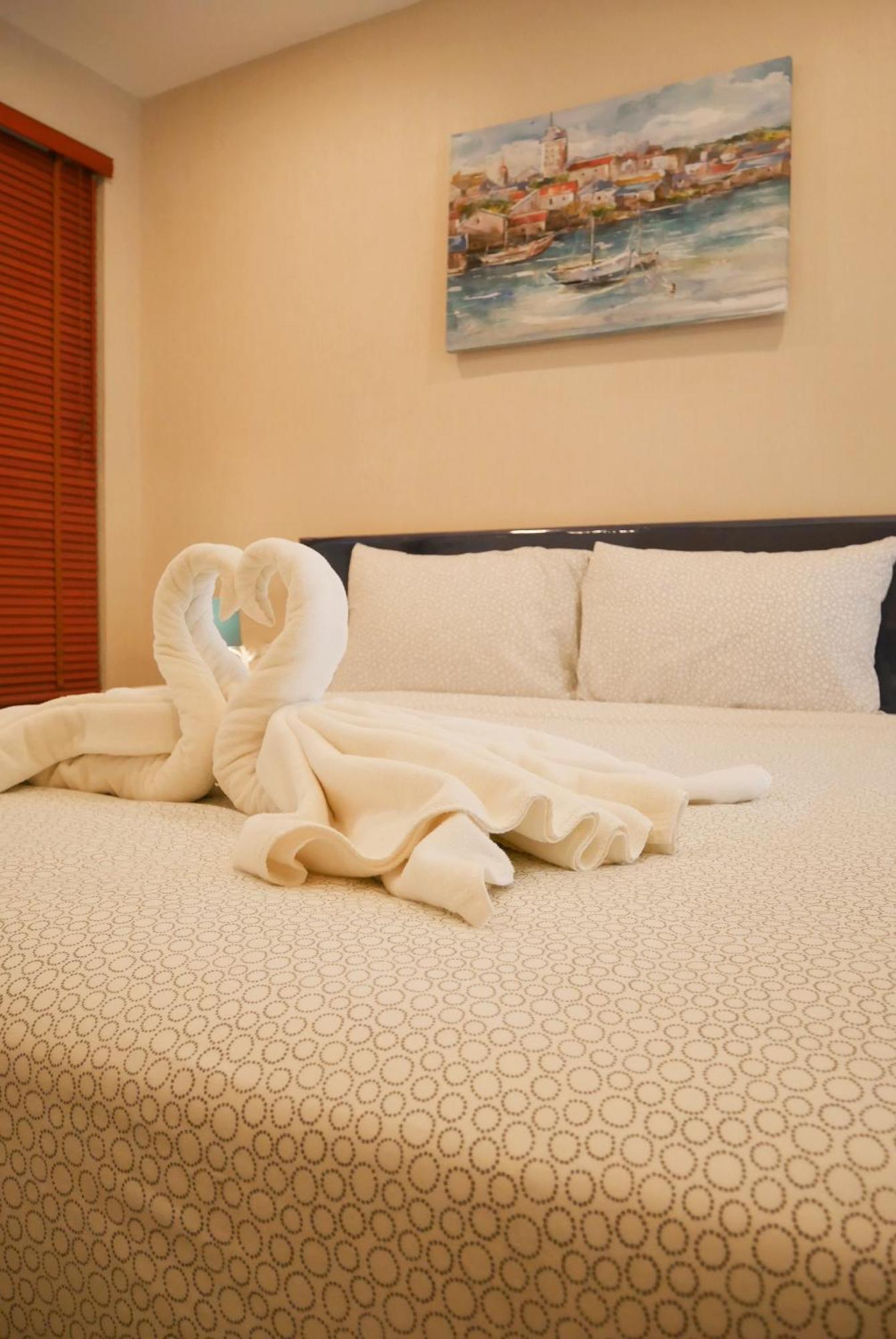 Seven Seas Pattaya Poolside ห้องติดสระ Apartment *